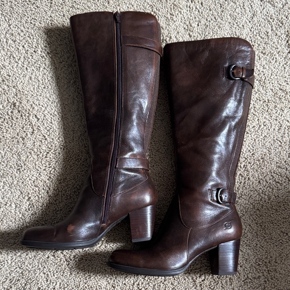 Born Shoes - Born Tall Dark Brown Leather Heeled Riding Boots Sz 8